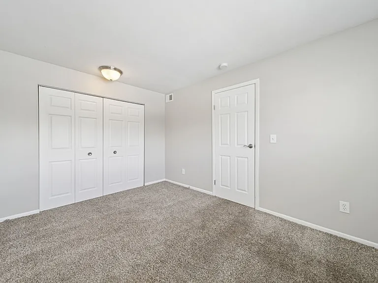 North Branch Apartments — Photo 41