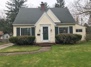 1401 Lakeway Ave, Kalamazoo, MI 49001