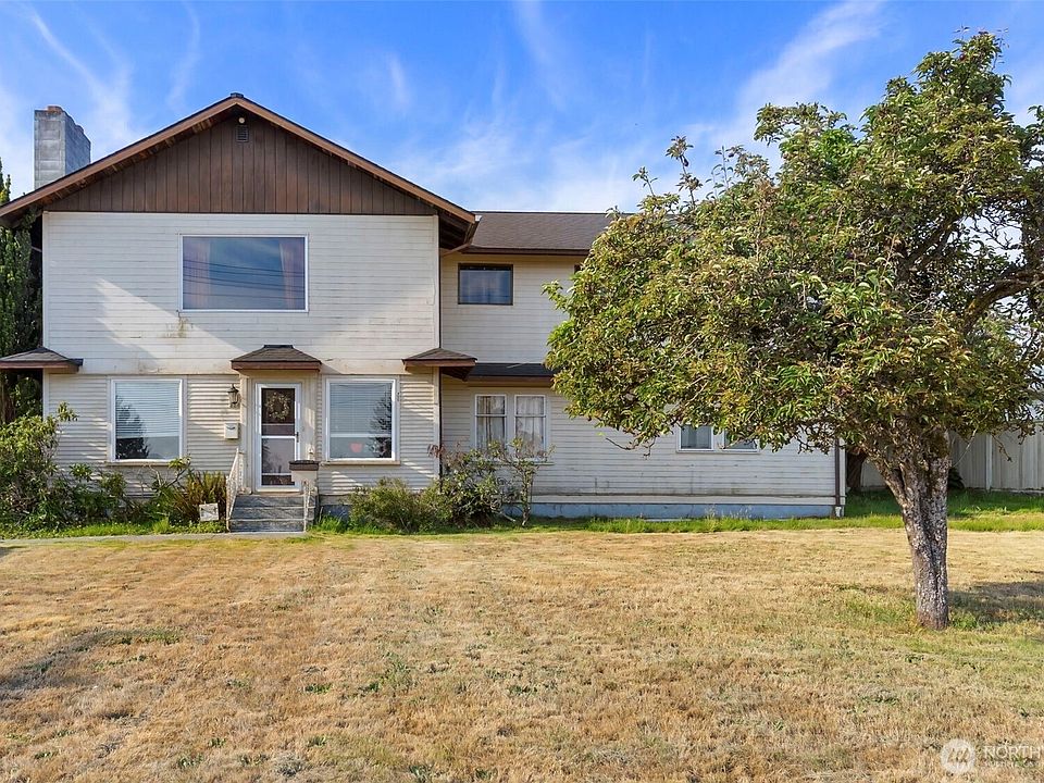 1st image of 536 E Lauridsen Boulevard