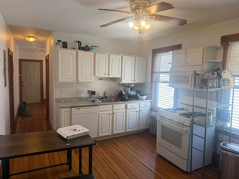 43 Litchfield St #3 — Photo 1