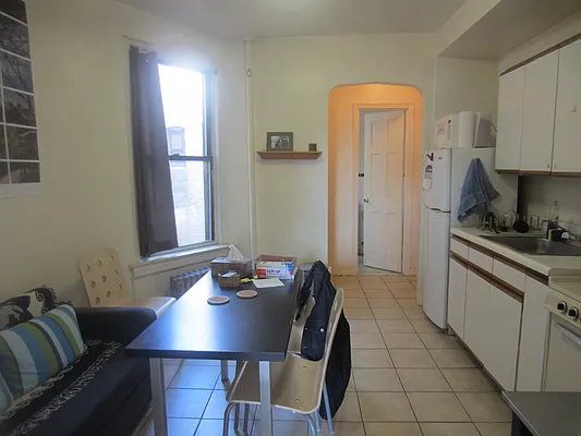 Rented by Majesty Management | media 39