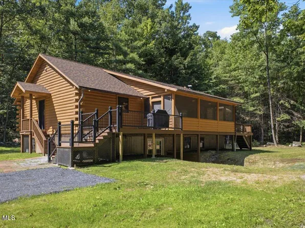 4387 Lake Shore Drive, Diamond Point, NY 12824