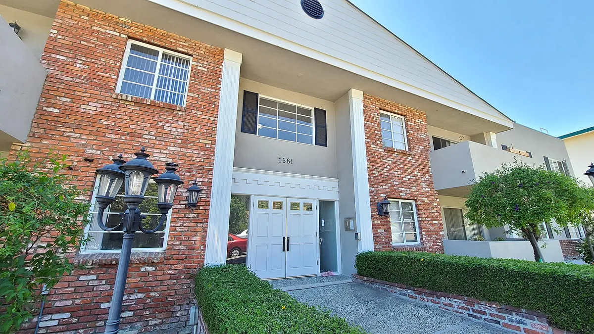 Building Photo - 1681 Amberwood Dr #108