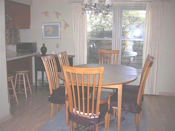 Dining area_12132013