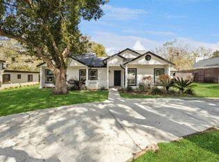 407 Forest Rd, Mount Dora, FL 32757