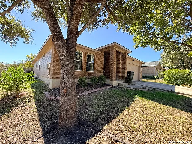 4 bed, 2.0 bath, 1743 sqft, $1,895 — Photo 1