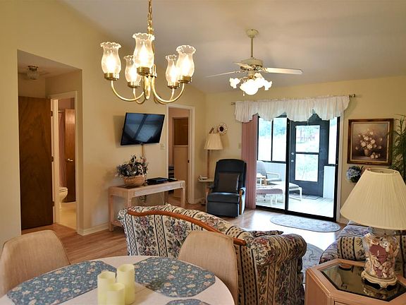 3rd image of 6464 Sandpiper Dr APT 22