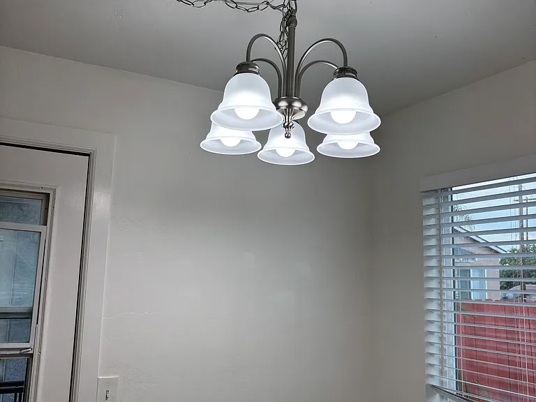 3676 Euclid Ave — Photo 14