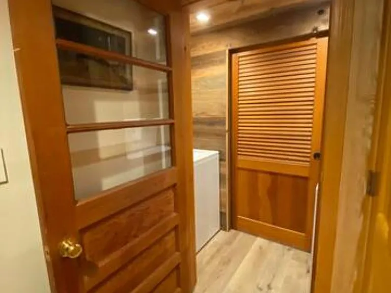 Hall to Laundry