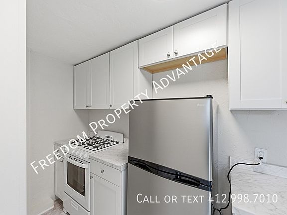 4th image of 10 Iron St APT 3C