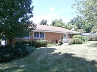 846 Rinear Rd, Antioch, IL 60002