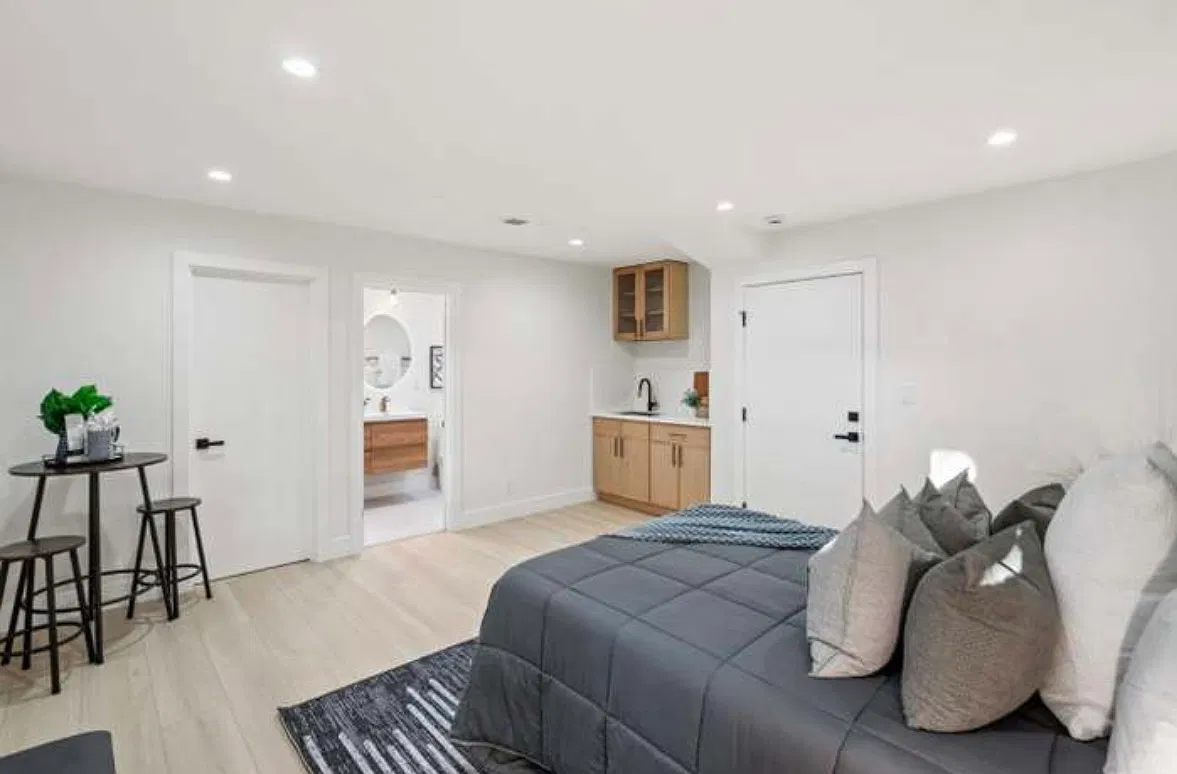 281A Mastick Ave, San Bruno — Photo 3