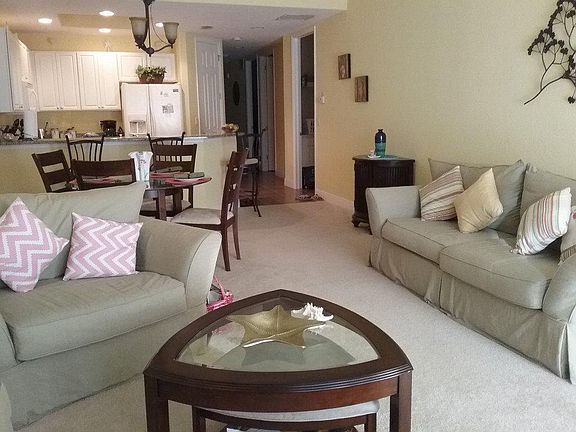 3rd image of 13770 Julias Way APT 1111