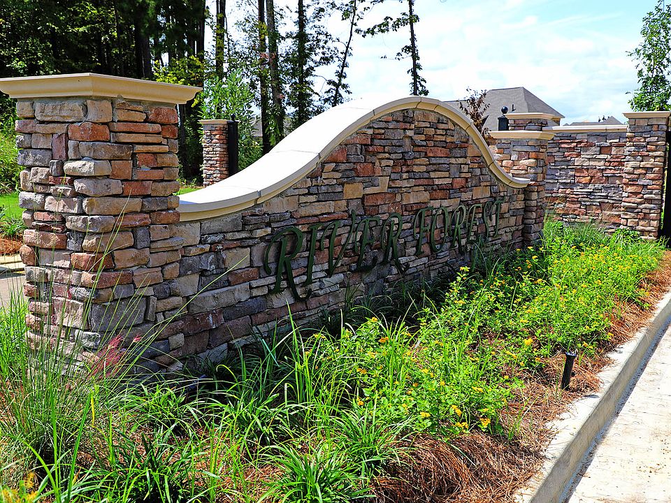 River Forest Entrance