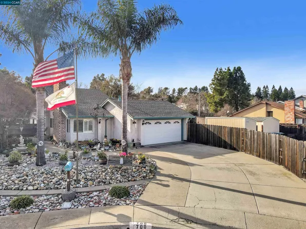 700 Sea Cliff Ct, Rodeo, CA 94572