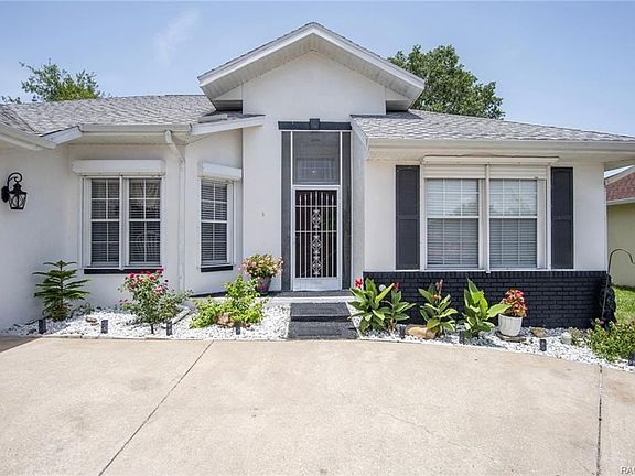 3rd image of 891 W Gleason Pl
