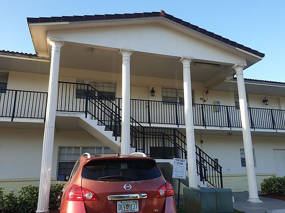 2nd image of 8600 NW 40th St APT 6