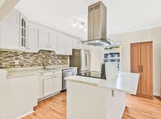 10255 Quiet Pond Ter, Burke, VA 22015