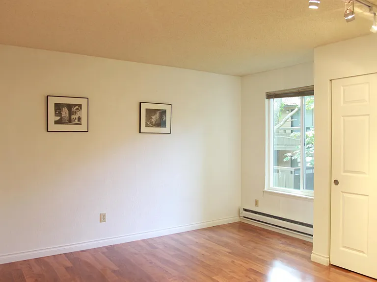 14707 NE 44th Pl #Q8 — Photo 13