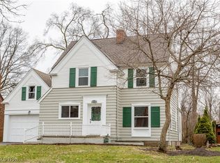 16617 Fischer Rd, Lakewood, OH 44107