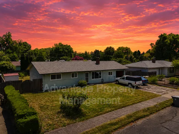 1745 NW Garryanna St, Corvallis, OR 97330