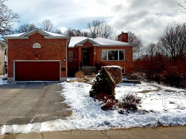36 Kenwoods Cir, Kingston, ON K7K 6Y1