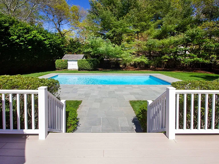 5 Tamarack Ln — Photo 3