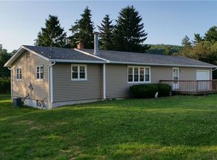 5552 Fox Valley Rd, West Valley, NY 14171