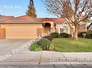 241 N Helm Ave, Clovis, CA 93612