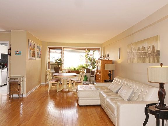 2nd image of 4555 Henry Hudson Pkwy APT 209
