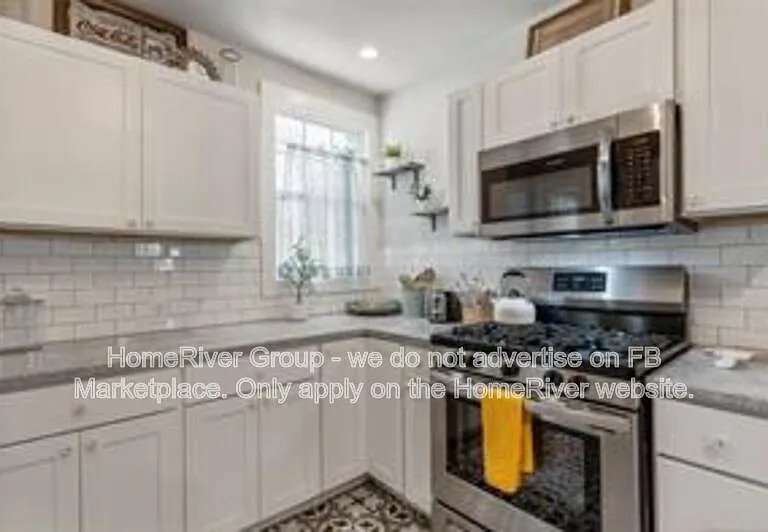 115 S Knoxville Ave — Photo 19