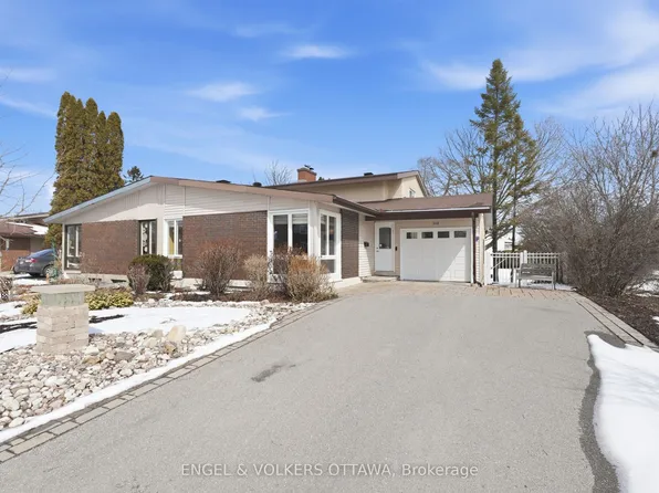 113 Benlea Dr, Ottawa, ON K2G 3V3