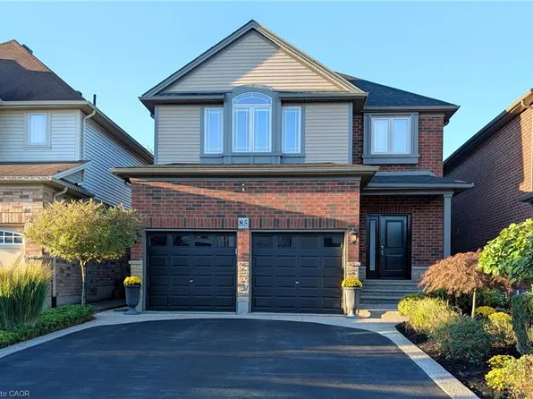 85 Carlson St, Hamilton, ON L8J 0B7