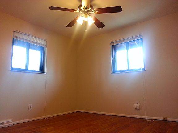 3rd image of 9715 Woodmill Ln