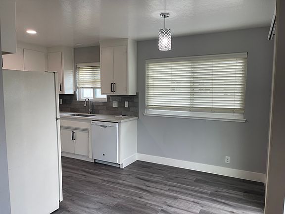 3rd image of 3500 Wehner Dr APT 3