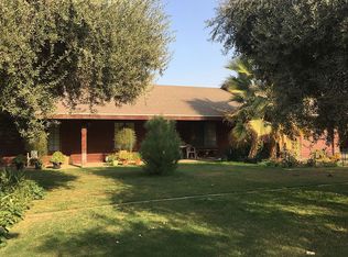 962 S Westwood Rd, Porterville, CA 93257