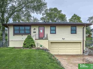 9112 Larimore Ave, Omaha, NE 68134