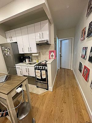 3rd image of 11 Stanton St #4D1
