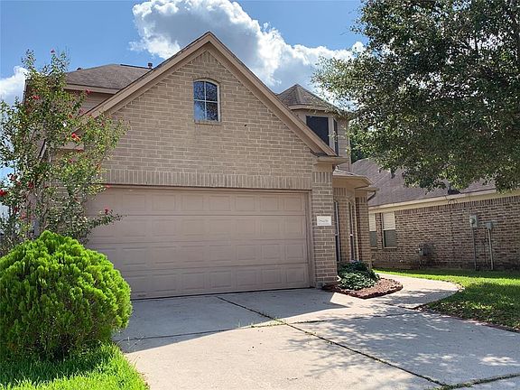 2nd image of 18406 Fir Hollow Cir