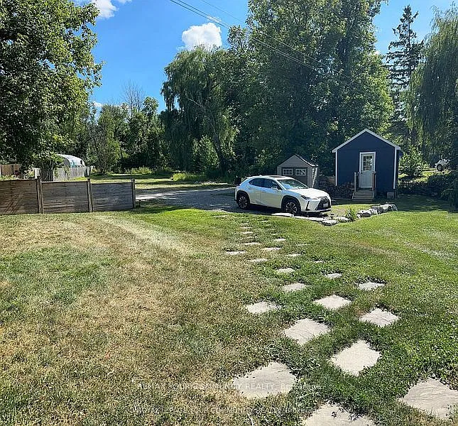 3 bed, $2,800 — Photo 1