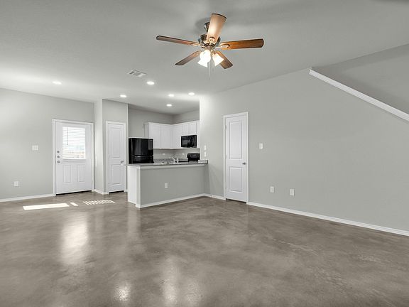 3rd image of 7239 Converse Ridge Ln #7