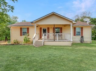 206 Bluebonnet Rdg, Seguin, TX 78155