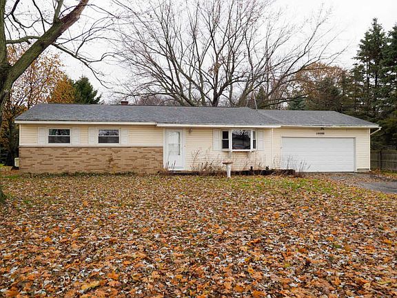 2nd image of 10080 Woodlawn Dr