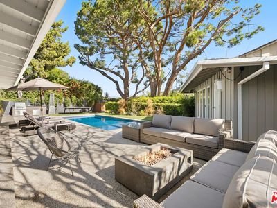 11401 Dona Evita Dr, Studio City, CA, 91604