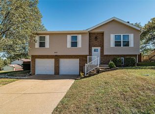 2032 Kimmy Ln, Arnold, MO 63010