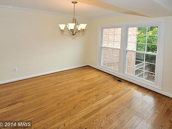 5th image of 3223 Adams Ct