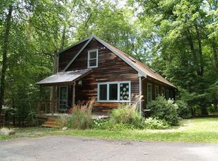 73 Weatherwood Rd, Amherst, MA 01002