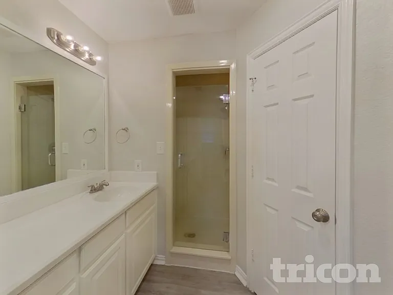 5413 Frank Ln — Photo 14
