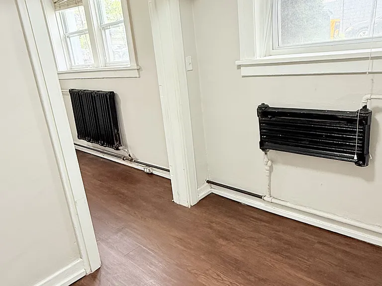 1518 University Ave — Photo 13