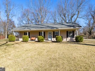 100 Garden Cir, Milner, GA 30257